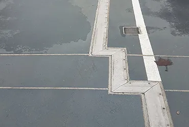 Dehnungsfugensysteme in Einkaufszentren und öffentlichen Einrichtungen – der Schlüssel zu Langlebigkeit und Sicherheit