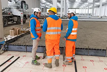 Industrieprofile in der Praxis: Wie wählt man die ideale Lösung für Belastung und Bodenbelagsart?